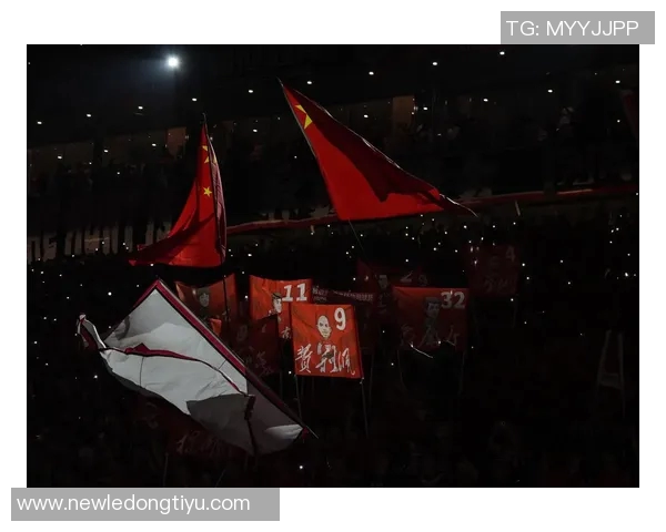 亚冠精英联赛本轮观众热情高涨蓉城主场吸引近28万球迷海港申花也超万人到场 亚冠精英联赛本轮观众热情高涨蓉城主场吸引近28万球迷海港申花也超万人到场