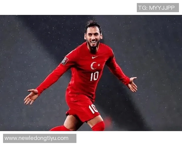 恰尔汗奥卢感恩一路支持从街头球场到国家队百场荣耀之路 恰尔汗奥卢感恩一路支持从街头球场到国家队百场荣耀之路