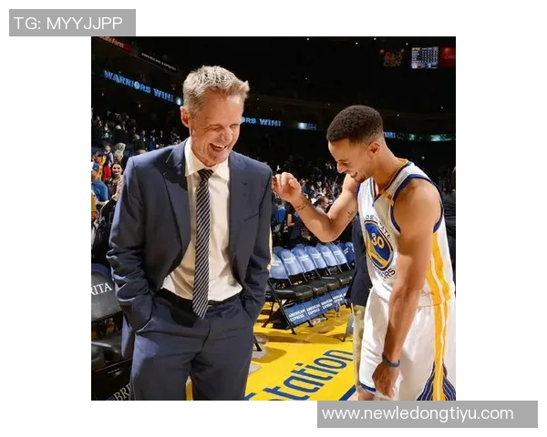 科尔谈库里伤情恢复情况让球队感到宽慰与期待 科尔谈库里伤情恢复情况让球队感到宽慰与期待